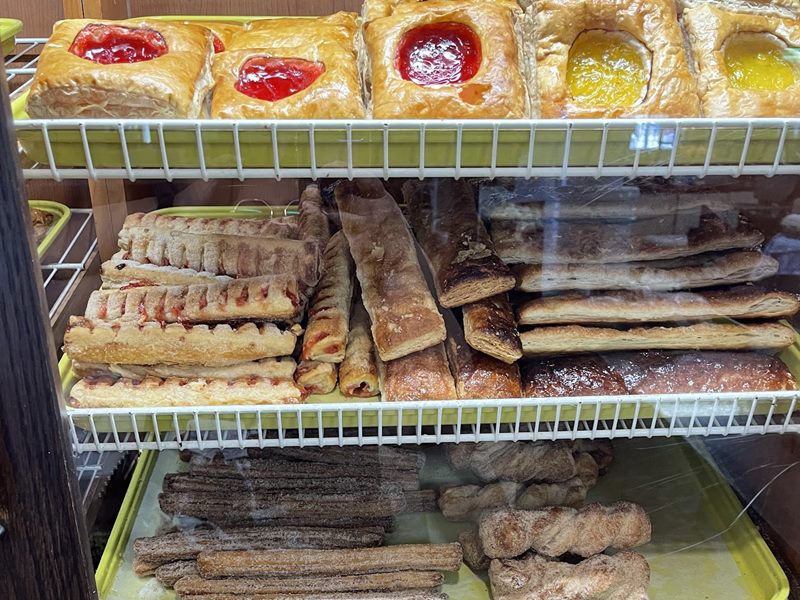 Los Angeles Tortilleria, Restaurant & Bakery interior